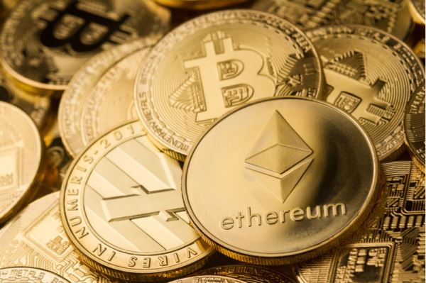 Santiment: Киты закупают ETH в ожидании мощного роста